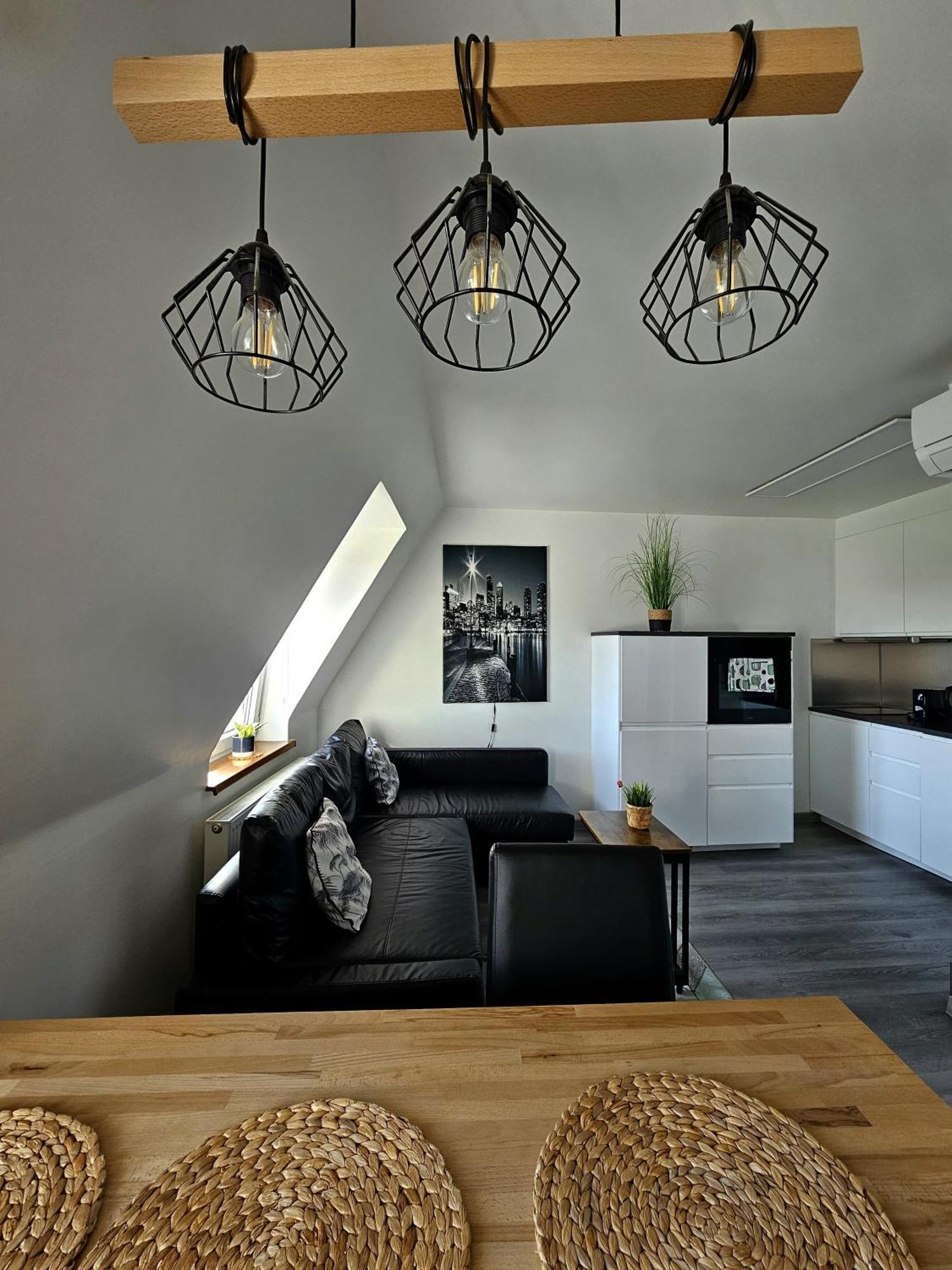 Apartament Pod Radiostacja -Gliwice Tarnogorska, Parking Free, Klimatyzacja Bagian luar foto